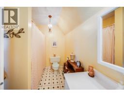 2390 Mcleod Avenue, Rossland, BC V0G1Y0 Photo 37