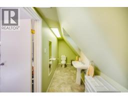 2390 Mcleod Avenue, Rossland, BC V0G1Y0 Photo 42