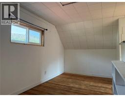 795 Kipling Street, Warfield, BC V1R2A3 Photo 20