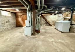 360 Queen Street W, Virden, MB R0M2C0 Photo 24