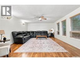 3pc Bathroom - 102 Campkin Street, Francis, SK S0G1V0 Photo 11