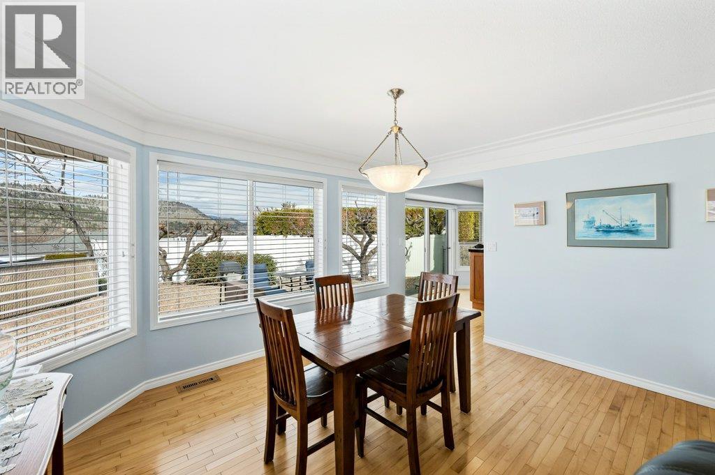 6756 Mountainview Drive, Oliver — photo 9