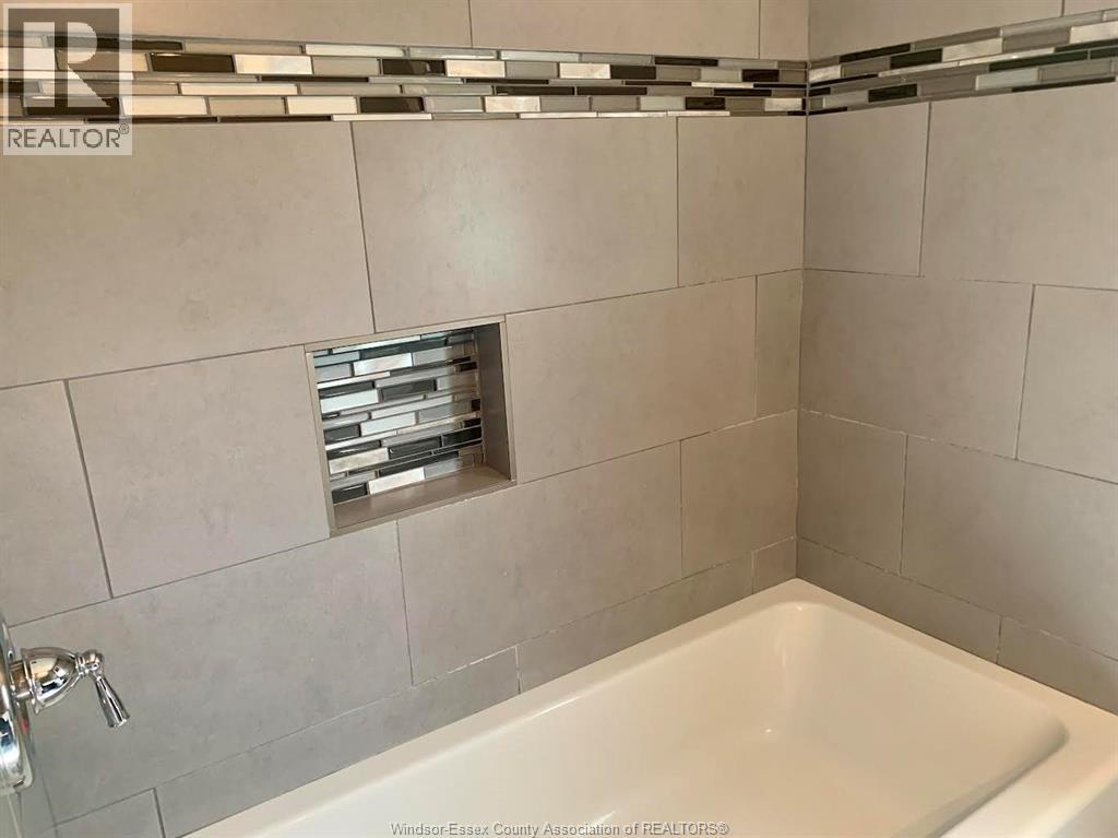 1368 MARLBOUROUGH BOULEVARD - 10