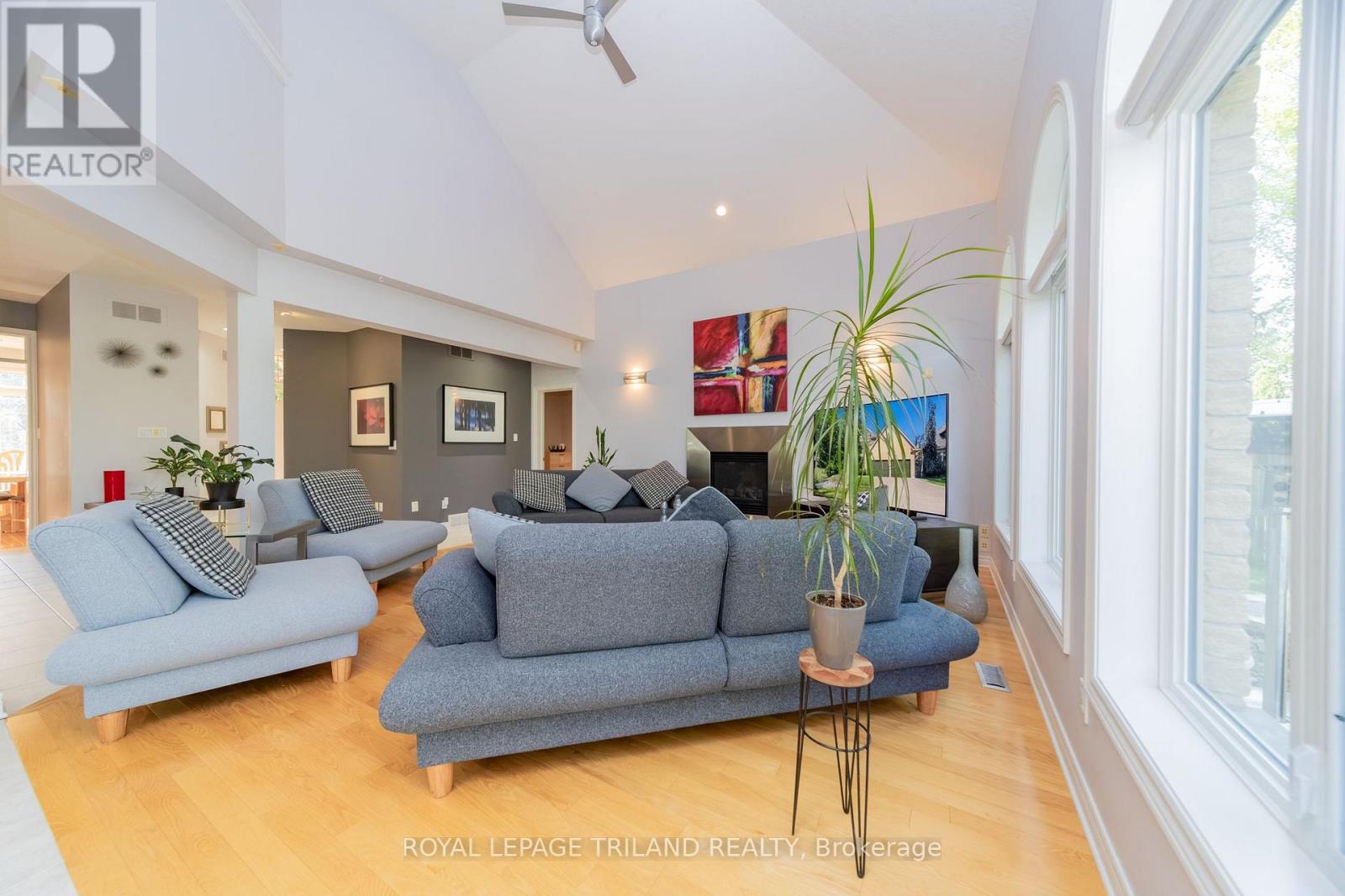 1833 STANDFIELD ROAD - Image 11