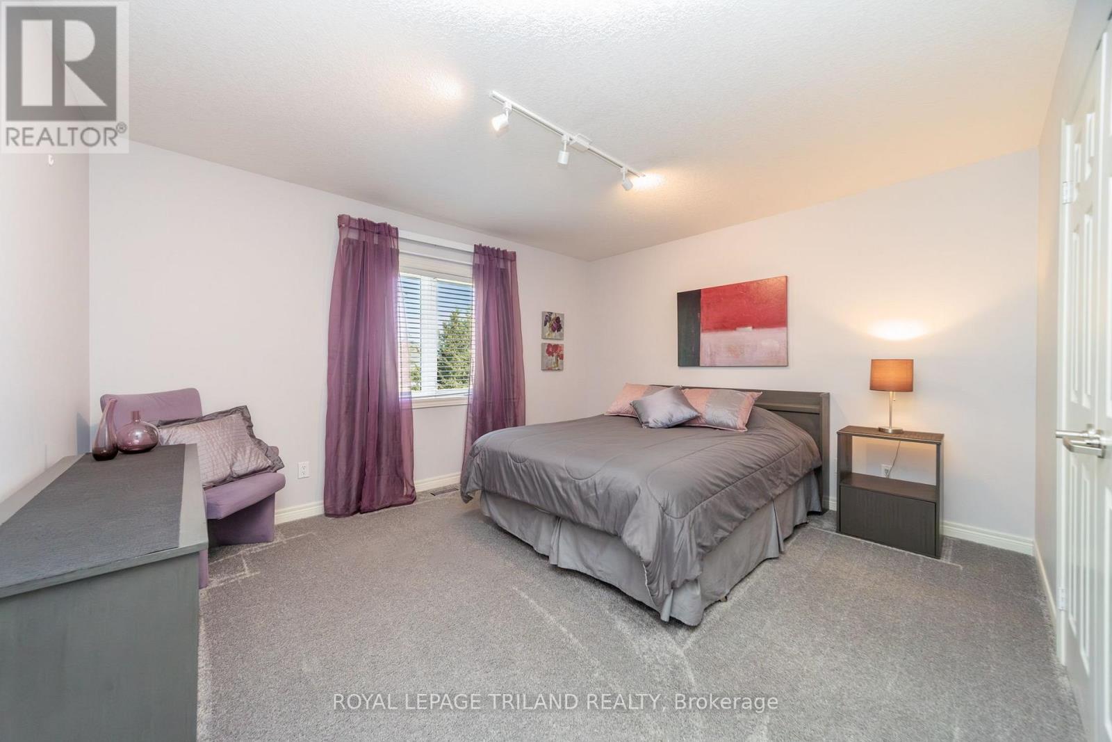 1833 STANDFIELD ROAD - Image 35