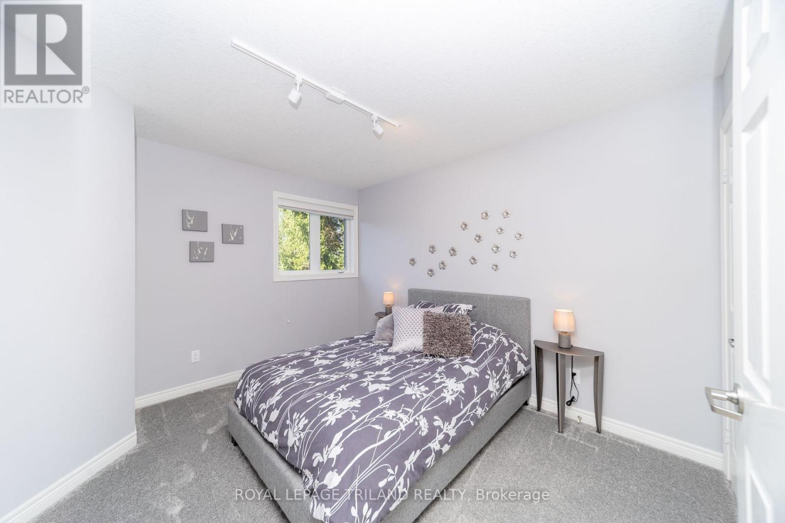 1833 STANDFIELD ROAD - Image 37