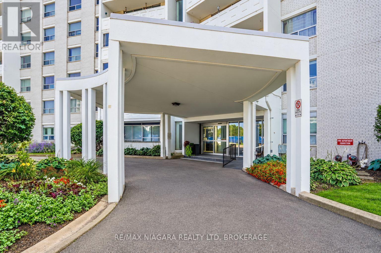 102 - 35 TOWERING HEIGHTS BOULEVARD, St. Catharines (Glendale/Glenridge) — photo 2