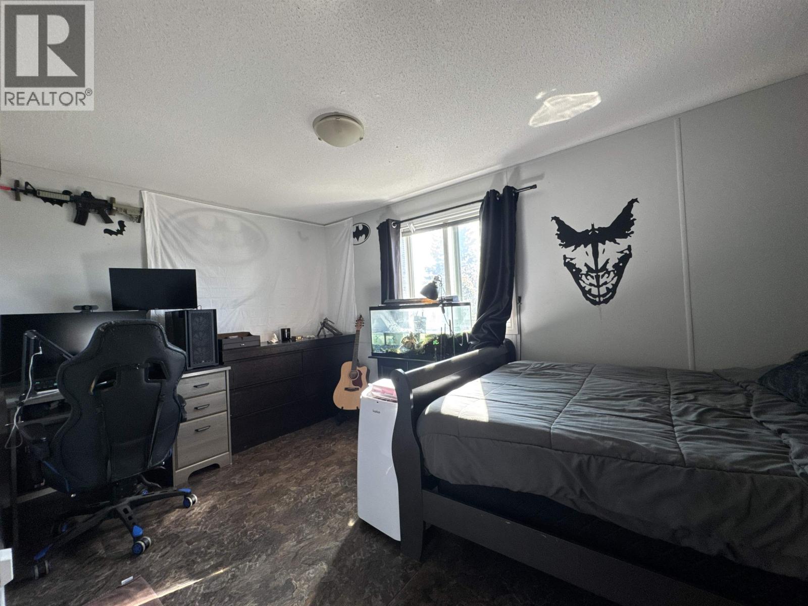 10231 99 STREET - Image 9