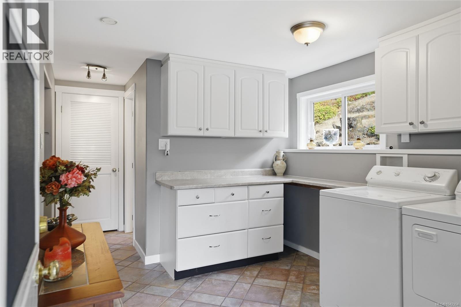 267 Nottingham Dr - Image 25