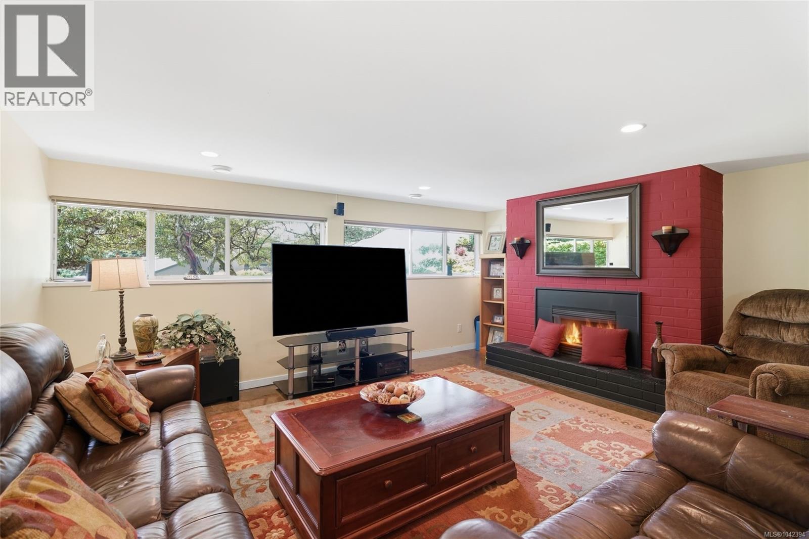 267 Nottingham Dr - Image 28