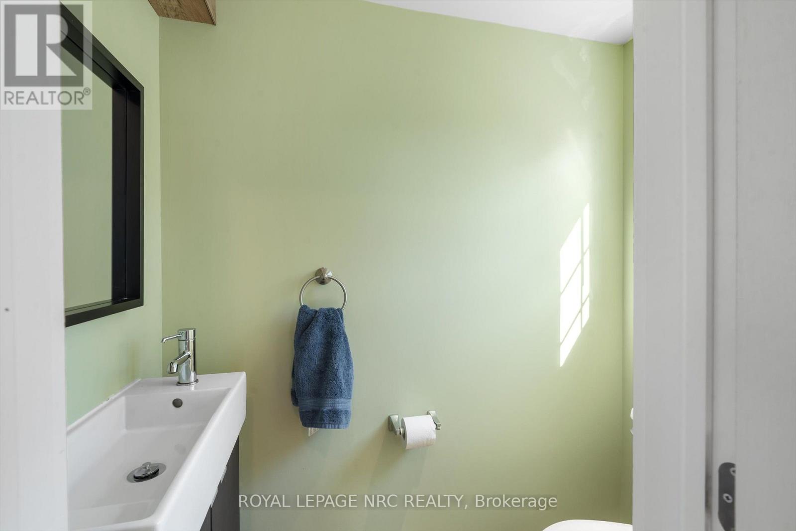 7 VIVIAN AVENUE - Image 12