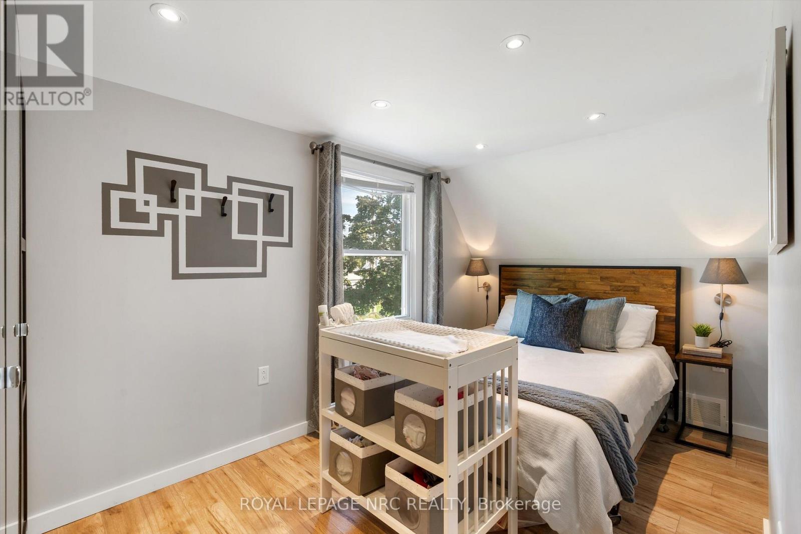 7 VIVIAN AVENUE - Image 22