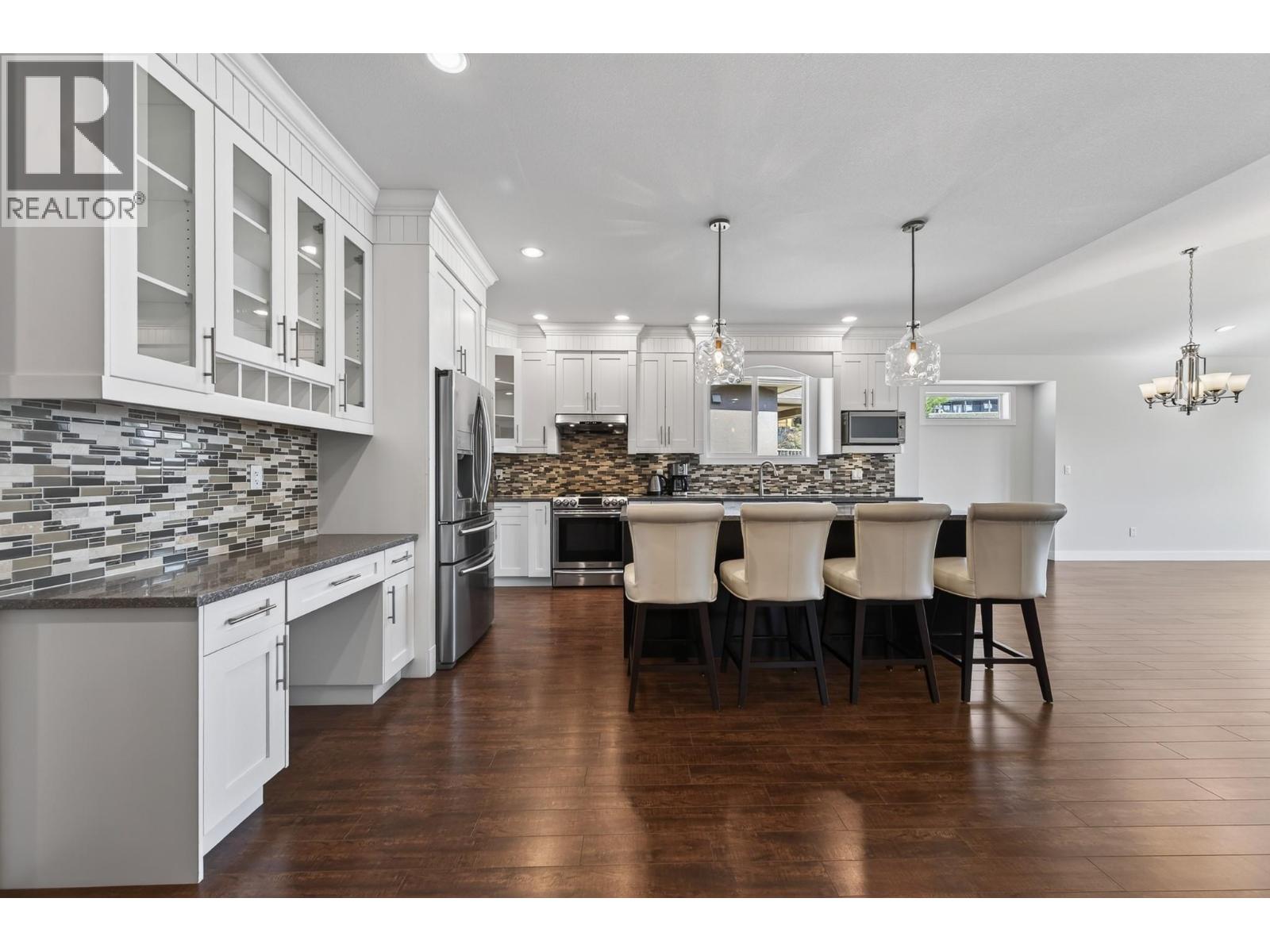 1868 Grouse Court - 6