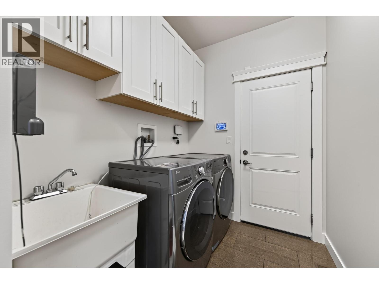 1868 Grouse Court - 22