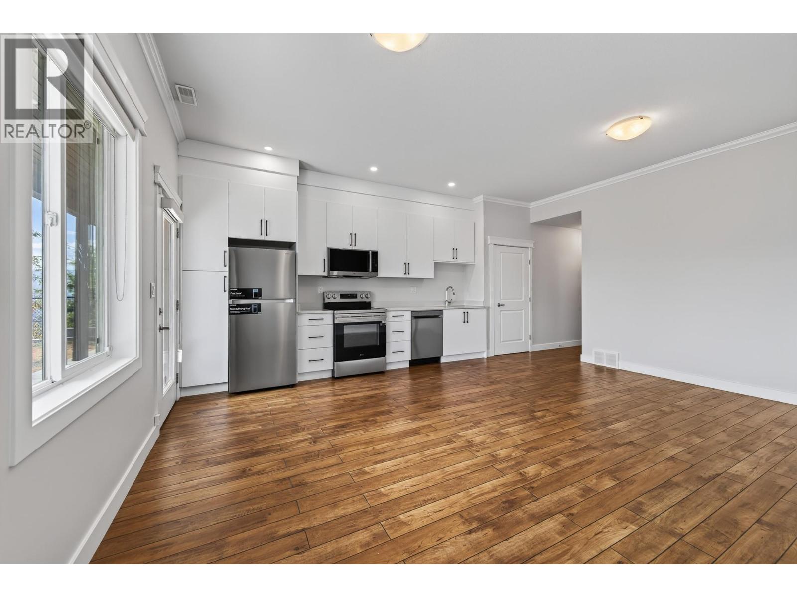 1868 Grouse Court - 32