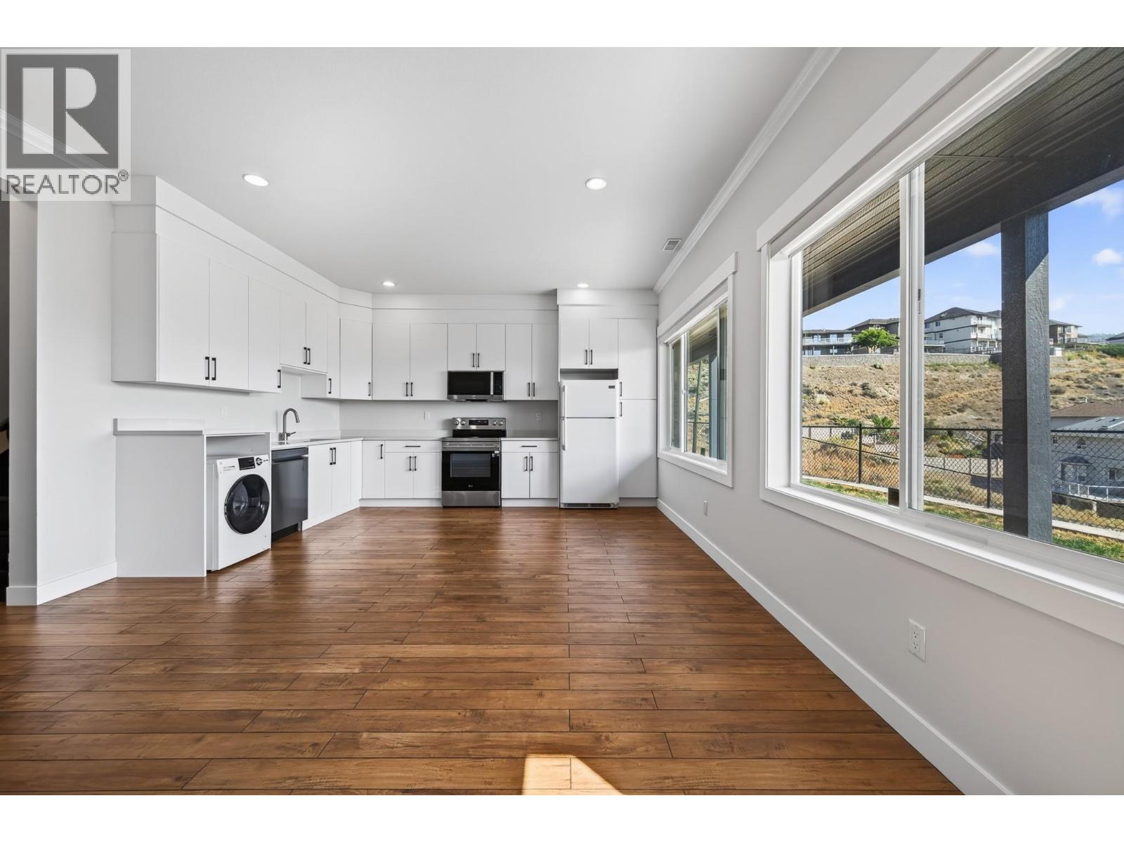 1868 Grouse Court - Image 24