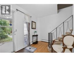 230 MacBeath Avenue, photo 12