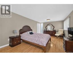 230 MacBeath Avenue, photo 20