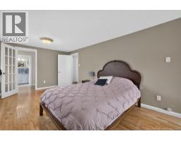 230 MacBeath Avenue, photo 21