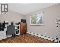 230 MacBeath Avenue, photo 23