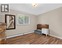 230 MacBeath Avenue, photo 24