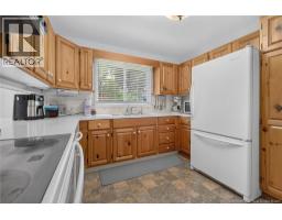 230 MacBeath Avenue, photo 3