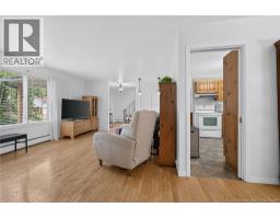 230 MacBeath Avenue, photo 7
