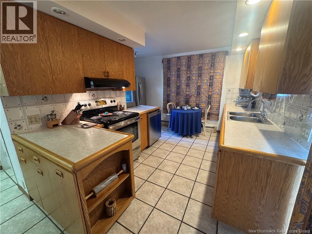 399 Ledge Road - 12