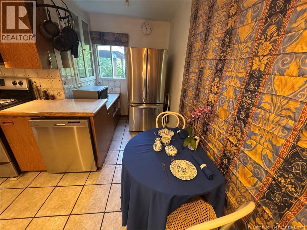 399 Ledge Road - 15