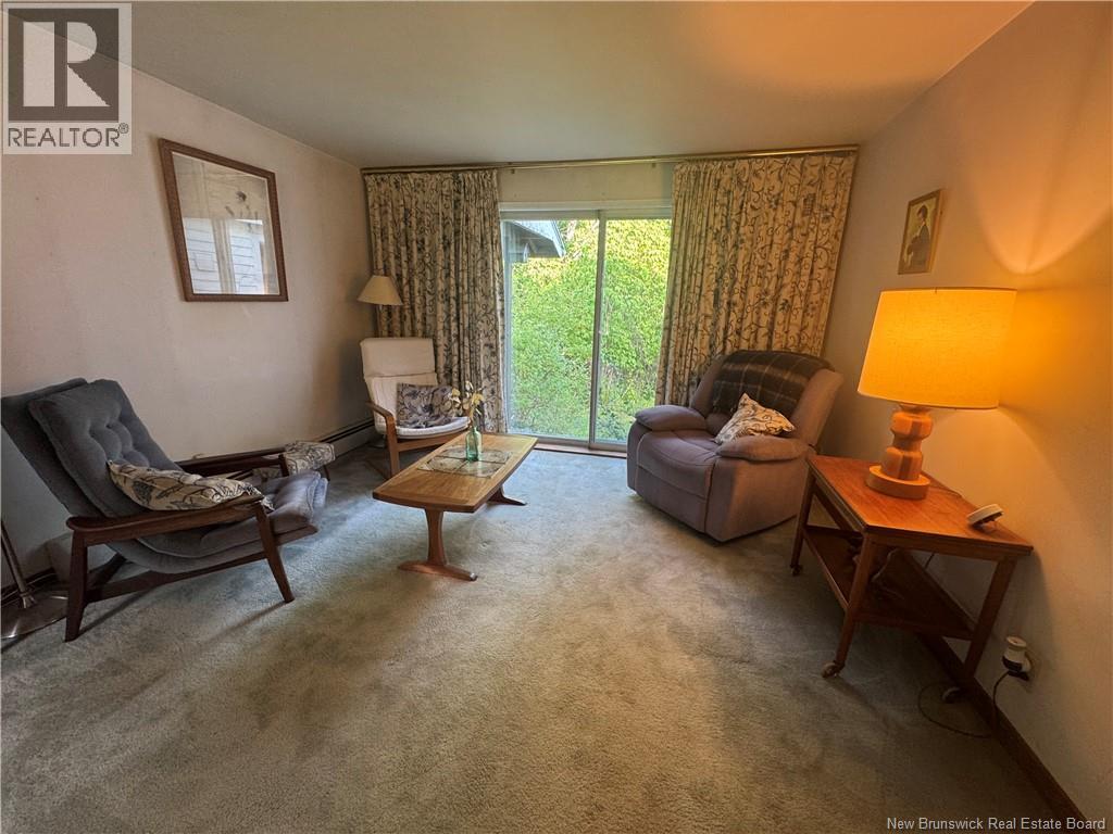 399 Ledge Road - 25
