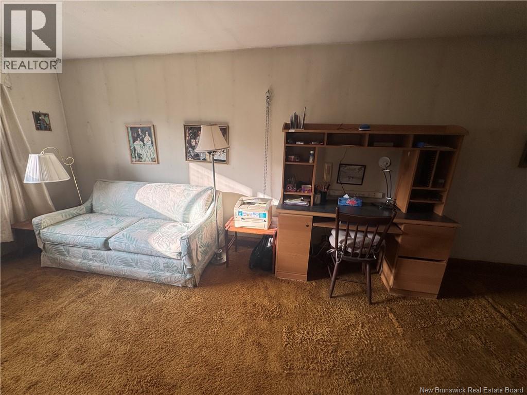 399 Ledge Road - 31