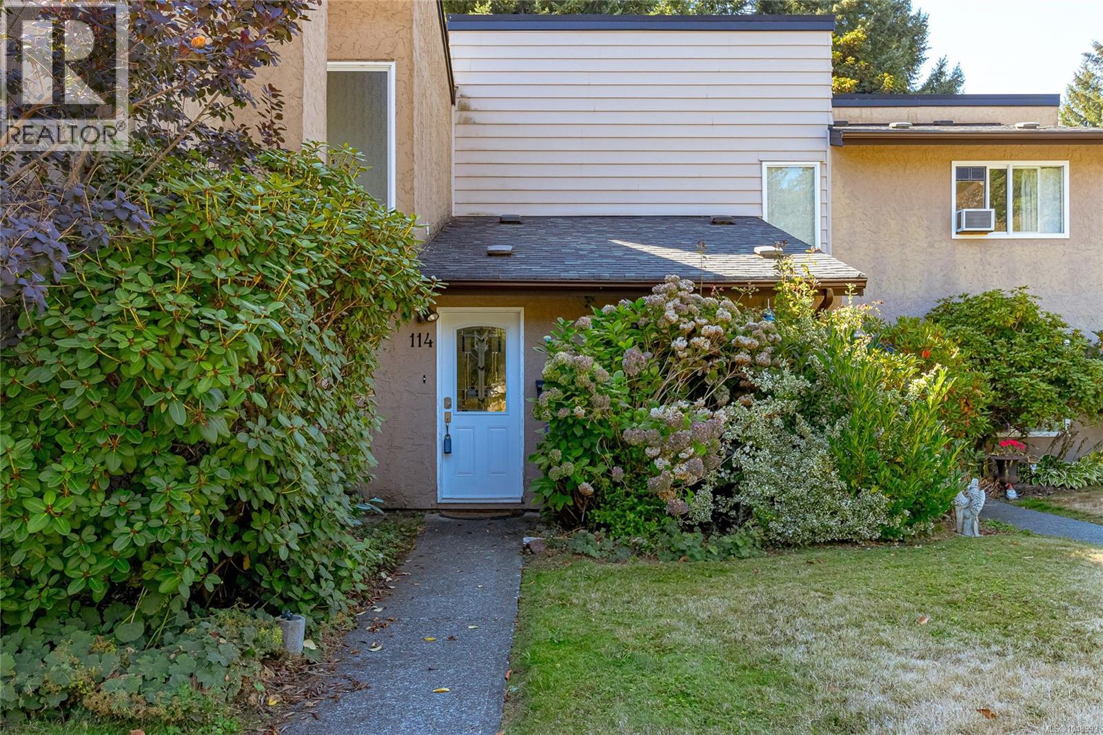114 2860 Sooke Lake Road, Langford