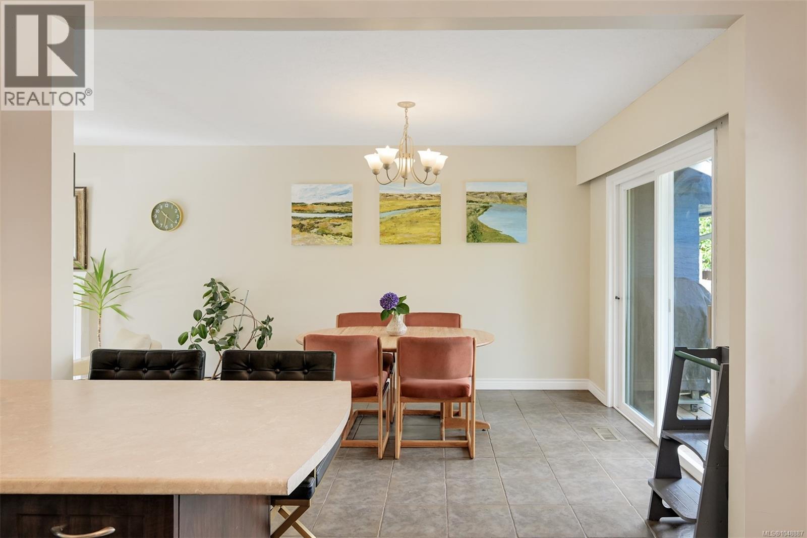2280 Aldeane Ave - 24