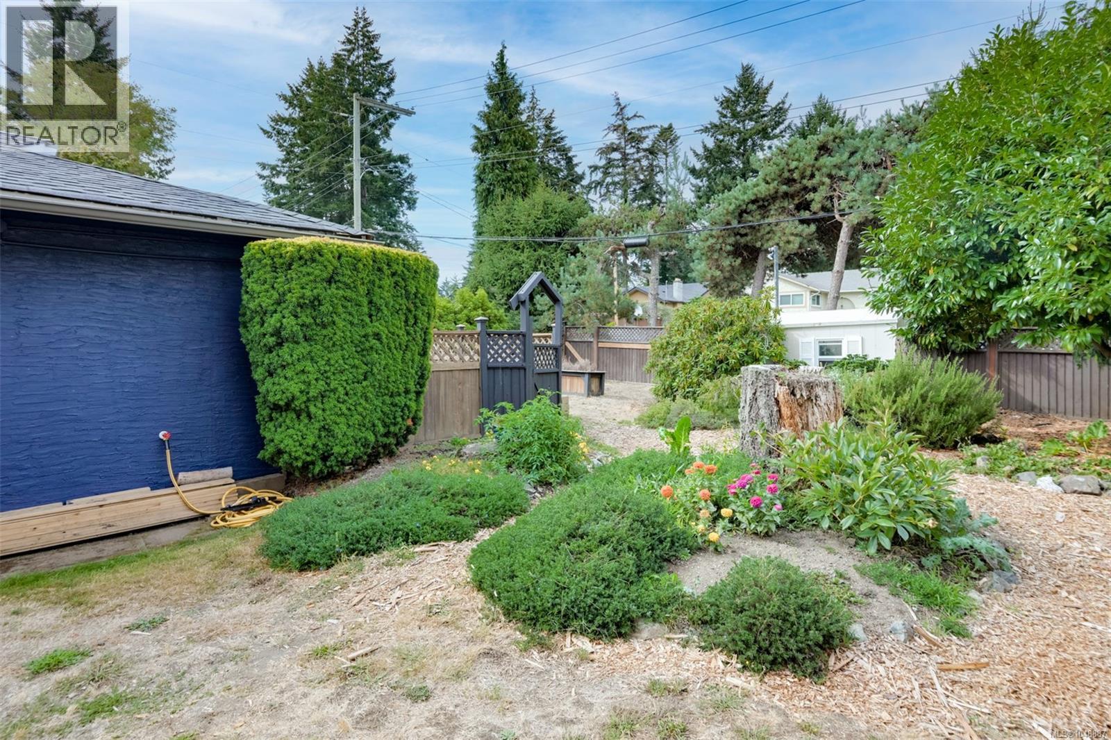 2280 Aldeane Ave - 69