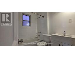 1767 Dufferin Street, Toronto, ON M6E3N9 Photo 14