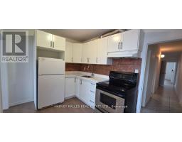 Living room - 1767 Dufferin Street, Toronto, ON M6E3N9 Photo 6