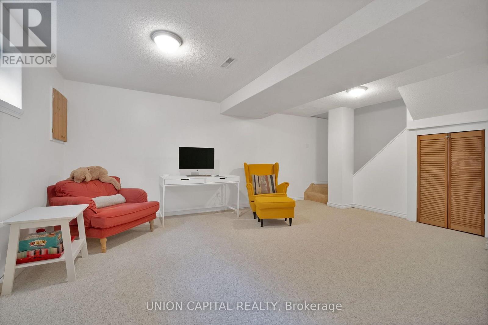 73 HUMPHREY DRIVE - 27