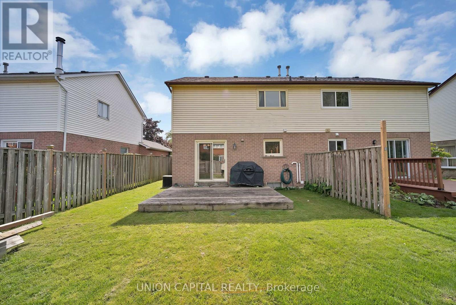 73 HUMPHREY DRIVE - 34