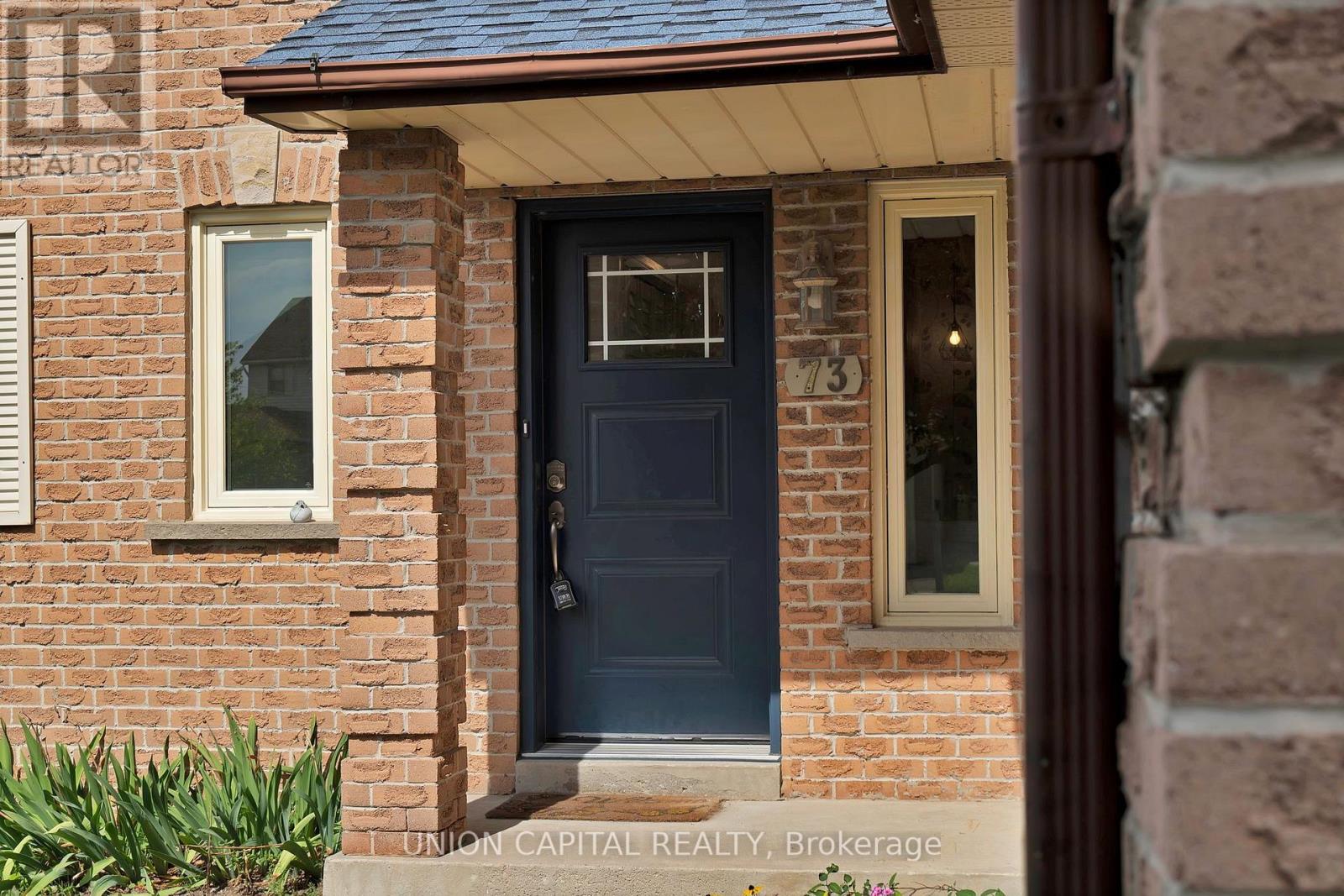 73 HUMPHREY DRIVE - 37