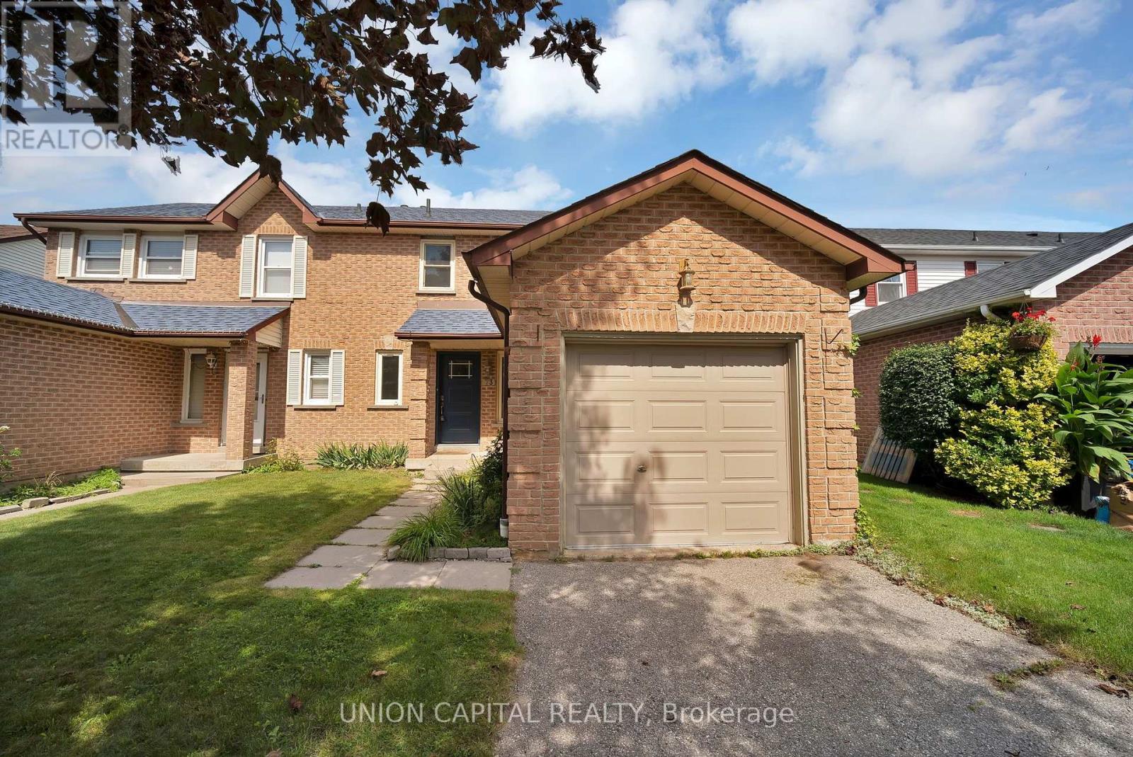73 HUMPHREY DRIVE - 38