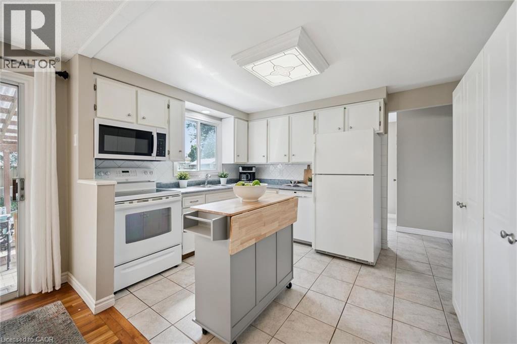 89 KINGSWOOD Drive - Image 12