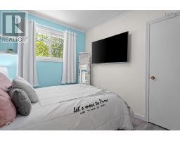 5891 215 Highway, Newport, NS B0N2A0 Photo 17