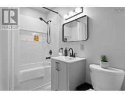 5891 215 Highway, Newport, NS B0N2A0 Photo 20