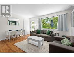 Primary Bedroom - 5891 215 Highway, Newport, NS B0N2A0 Photo 6