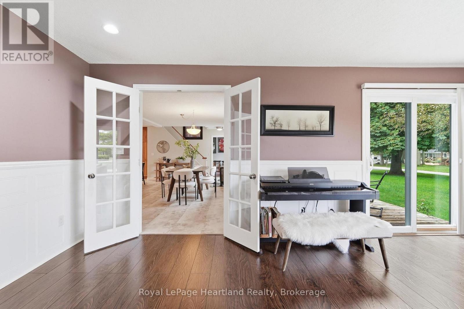 23 PARK ROAD - 15