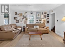 1627 Houseys Rapids Road, Gravenhurst, ON P1P1R3 Photo 6