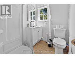 1627 Houseys Rapids Road, Gravenhurst, ON P1P1R3 Photo 9