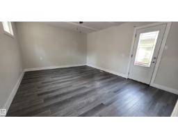 9131 83 Av Nw Nw, Edmonton, AB T6C1B6 Photo 12