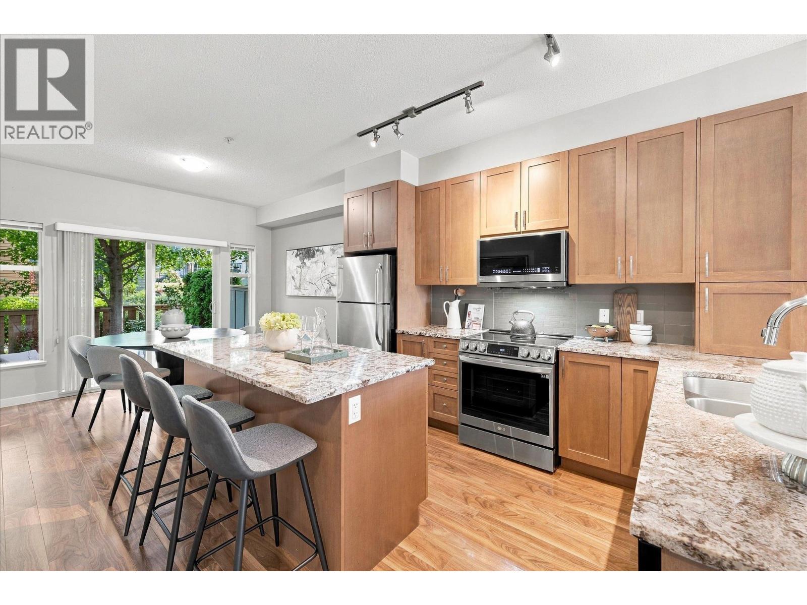 38352 EAGLEWIND BOULEVARD, Squamish — photo 5