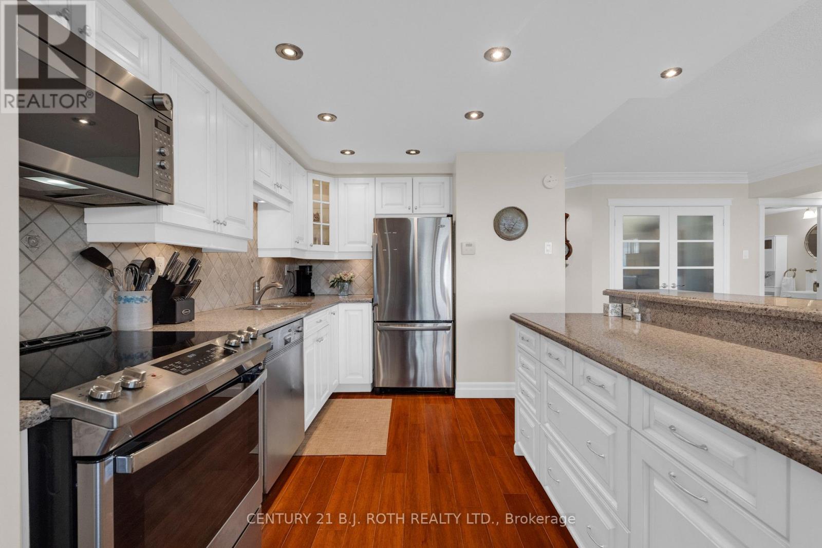 1401 - 181 COLLIER STREET, Barrie (North Shore) — photo 5